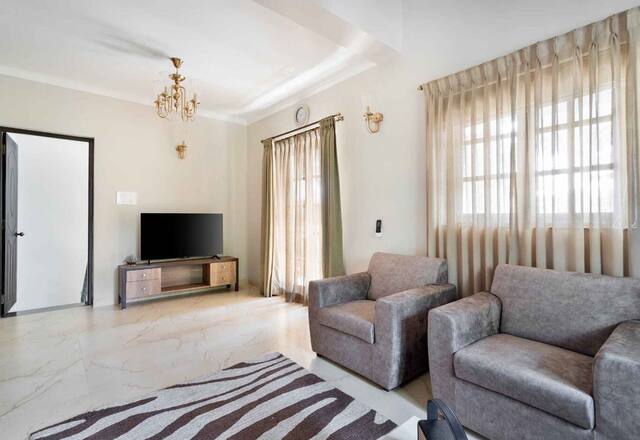Luxury 4 BHK Private Pool Villa photo 2