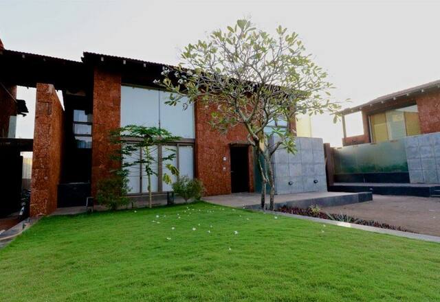 Luxury 4 BHK Private Pool Villa