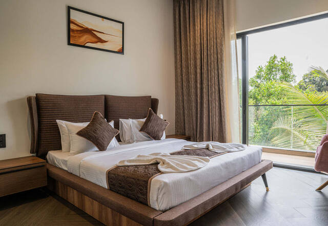 Luxury 4 BHK Villa photo 3