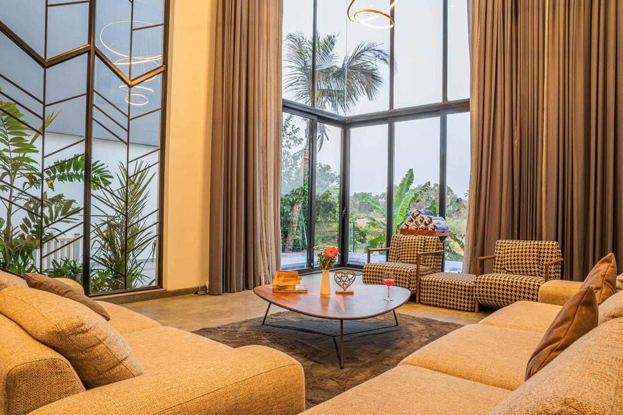 Luxury 5 BHK Villa photo 1
