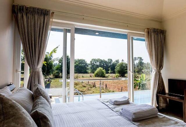 Luxury 6 BHK Private Pool Villa photo 4