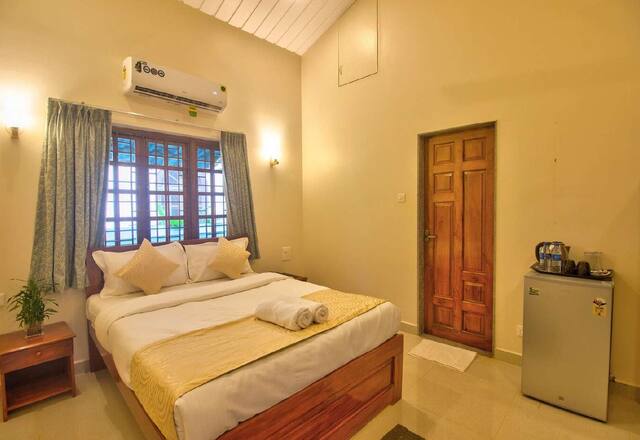 Luxury 6–10 BHK Private Pool Villa photo 4