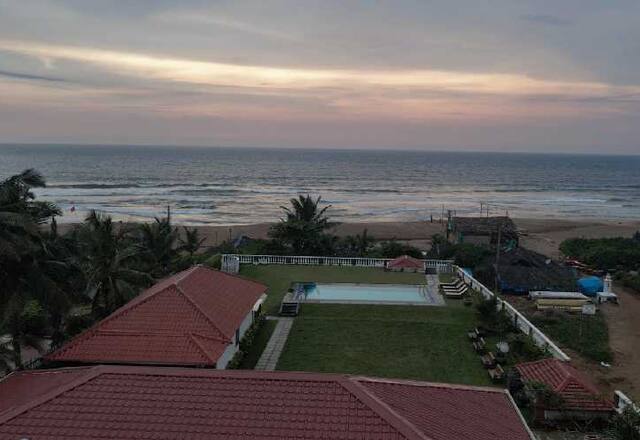 Beach 7 BHK Private Pool Villa