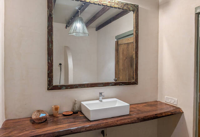 Beachfront 7 BHK Private Pool Villa photo 5