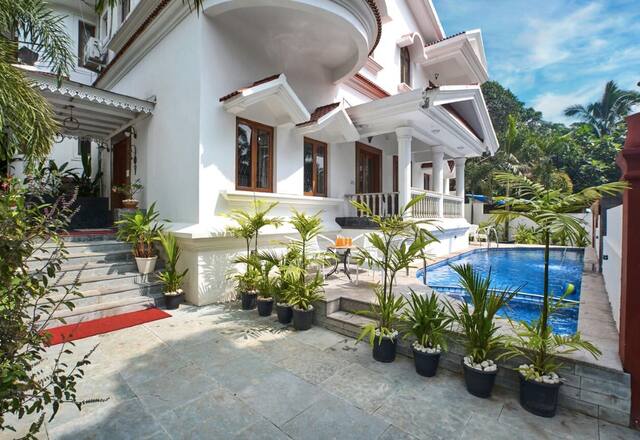 Luxury 8 BHK Private Pool Villa