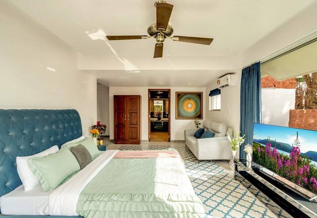 10 BHK Villa photo 2