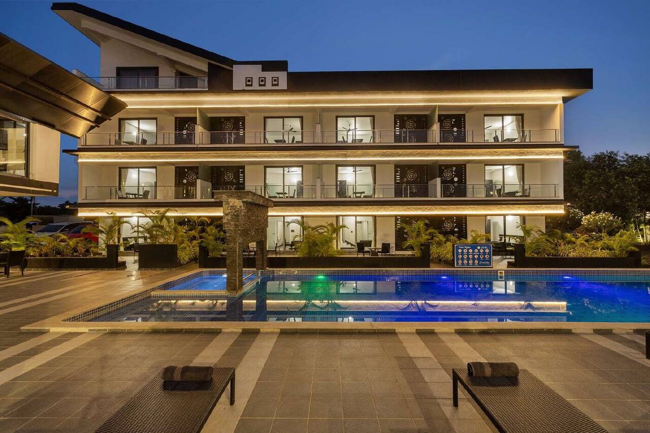 12 BHK Villa photo 1